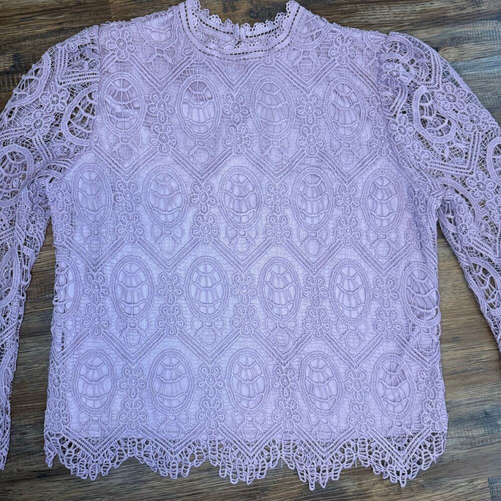 Ultra Pink Size LARGE long sleeve floral geometric lace overlay - Picture 12 of 13